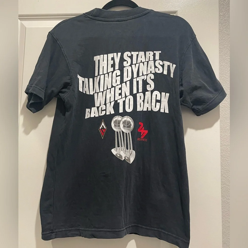 Las Vegas Ace’s championship distress T-shirt (2023) 🏀⛹🏽♀️ - Picture 3 of 5